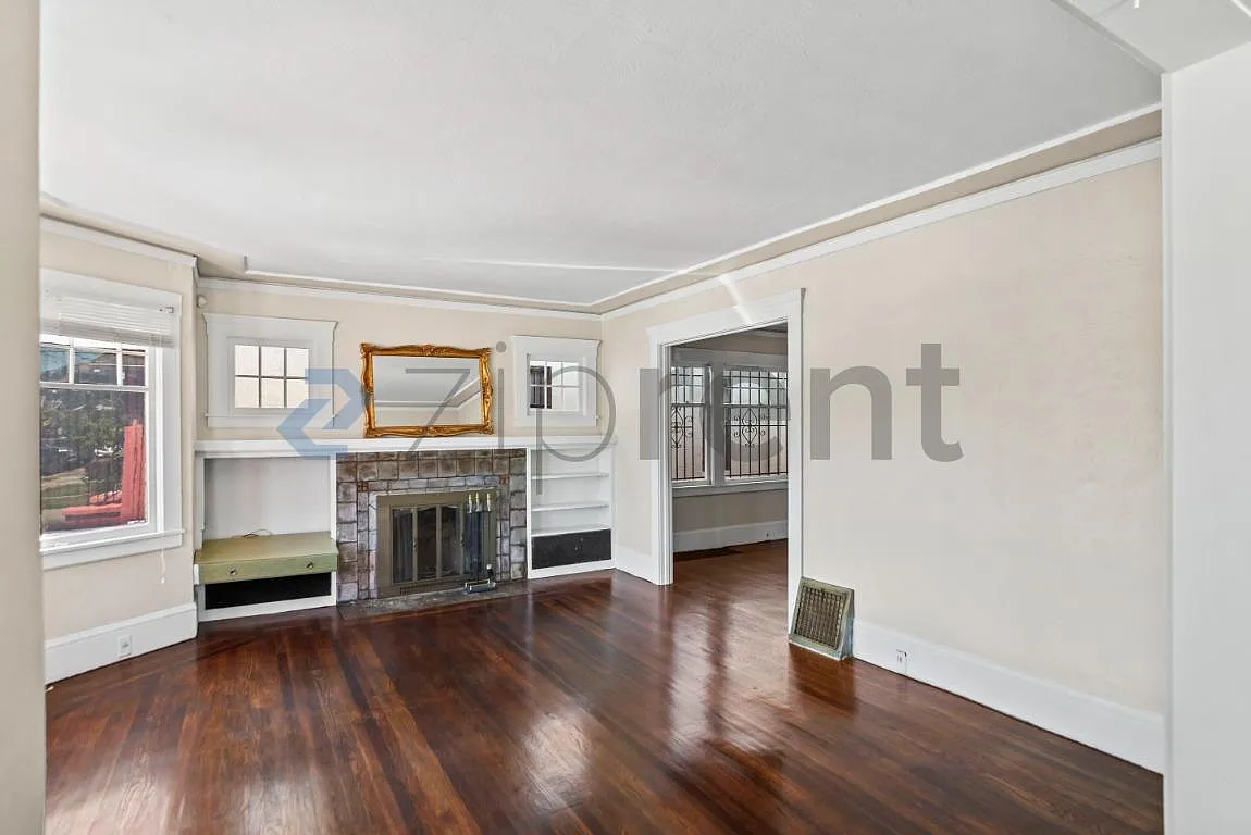 2 bed, 1200 sqft, $3,075 — Photo 3