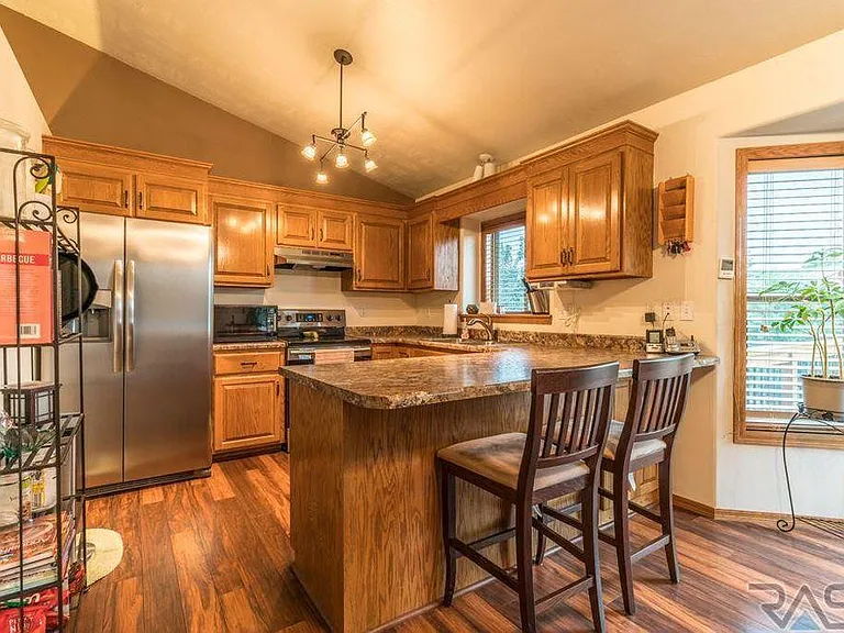 117 N Dewberry Ave — Photo 9