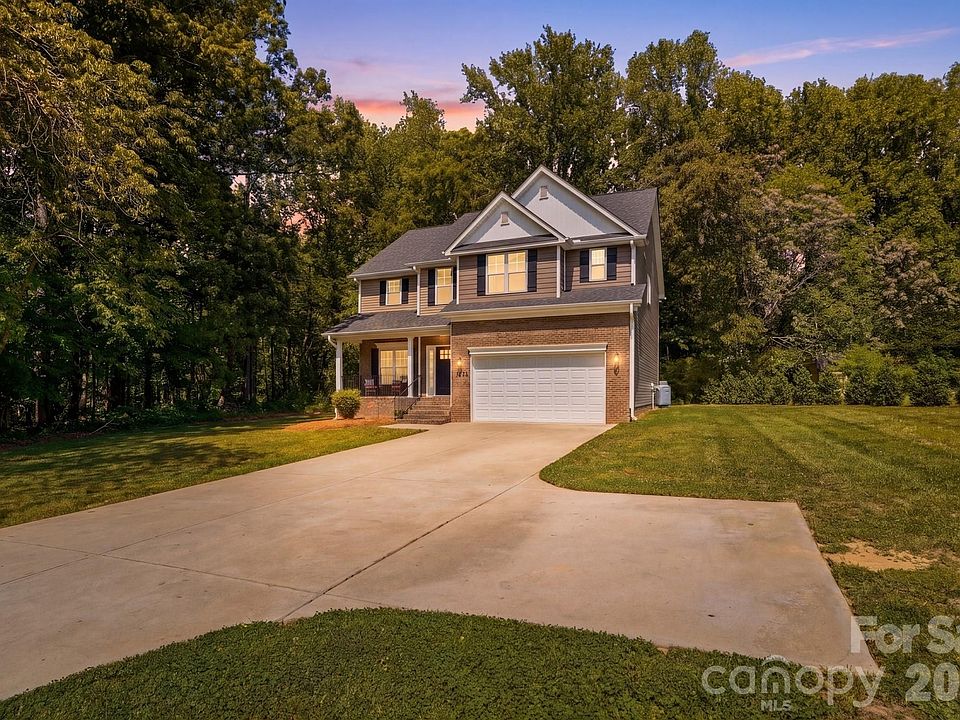1st image of 2910 Plum Thicket Ct