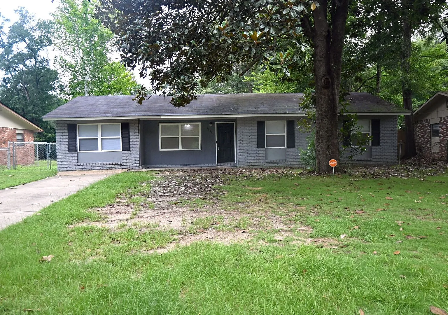 Affordable & Close To Ft Benning-Columbus-4 Bedrooms & 1 Bath — Photo 2