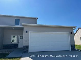 3511 S Broek Dr, Sioux Falls, SD 57106
