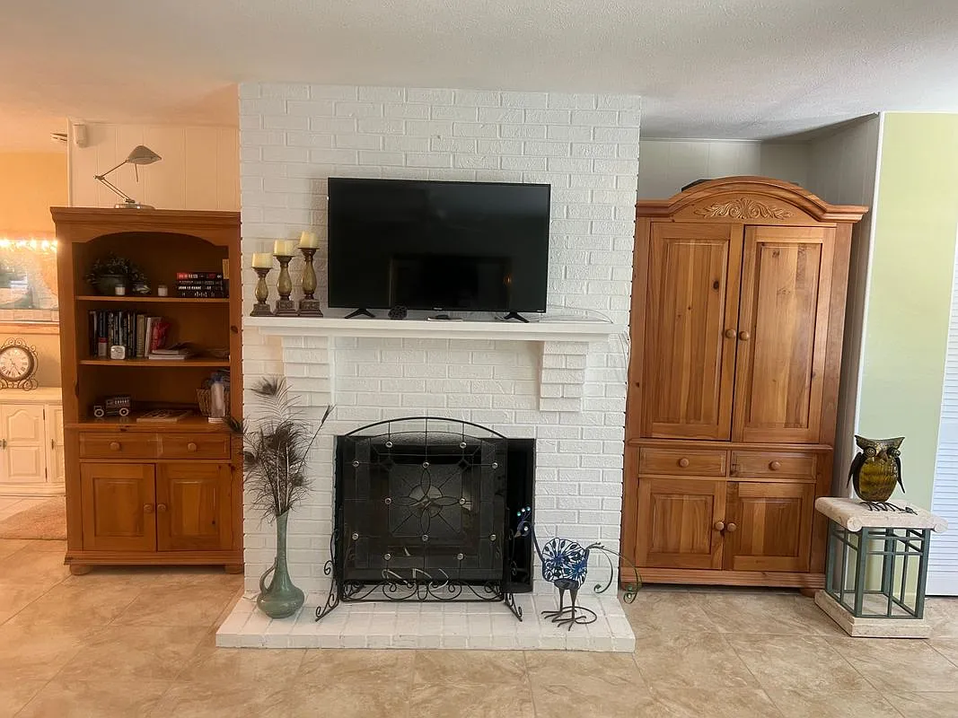2 bed, 2.0 bath, 1156 sqft, $2,000 — Photo 2
