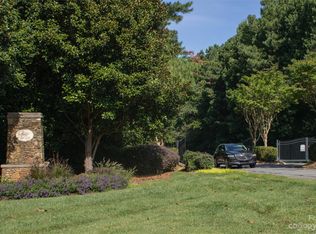 6682 Goose Point Dr, Denver, NC 28037