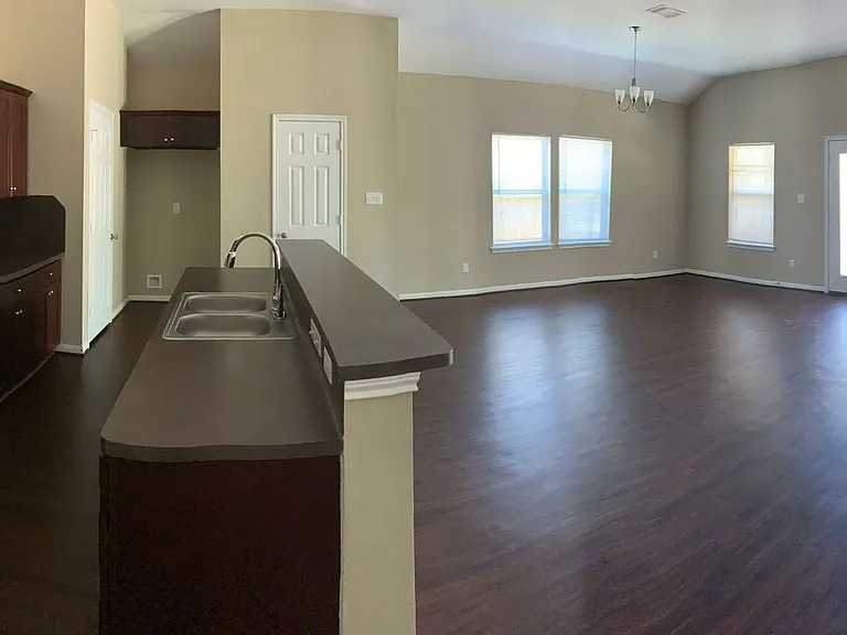 21518 Little Wolf Dr — Photo 2