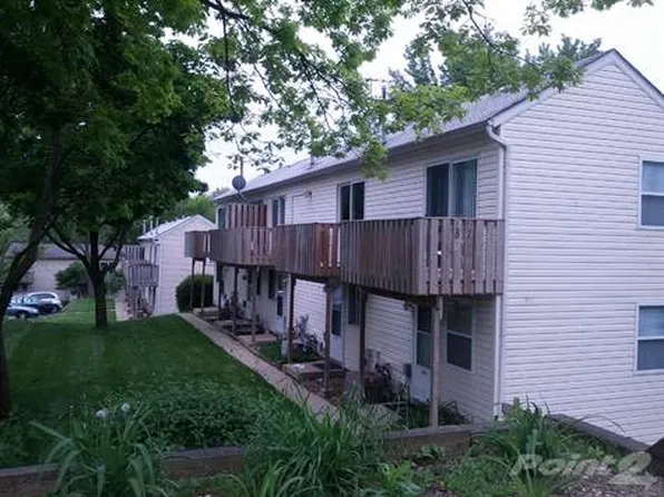 87 Maude Ave APT B, Fox Lake, IL 60020