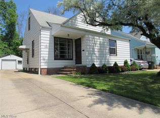 3226 Park Dr, Parma, OH