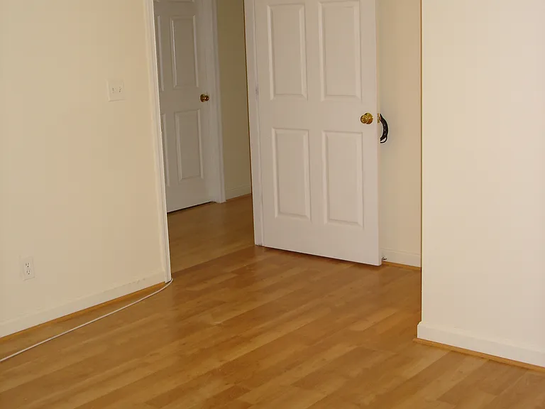 7827 Muncaster Mill Rd — Photo 13