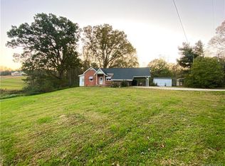 712 Canterbury Rd, Kings Mountain, NC 28086