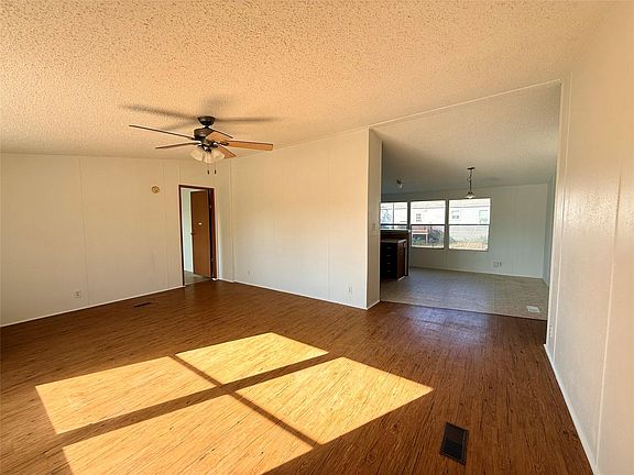 3rd image of 414 Avenue F