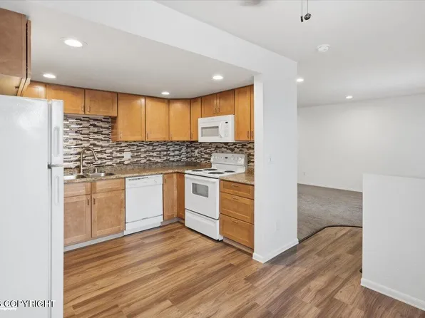 6210 E 12th Ave #A8, Anchorage, AK 99504
