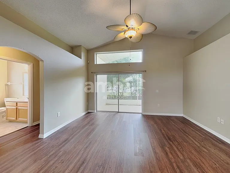 14686 Lady Victoria Blvd — Photo 5