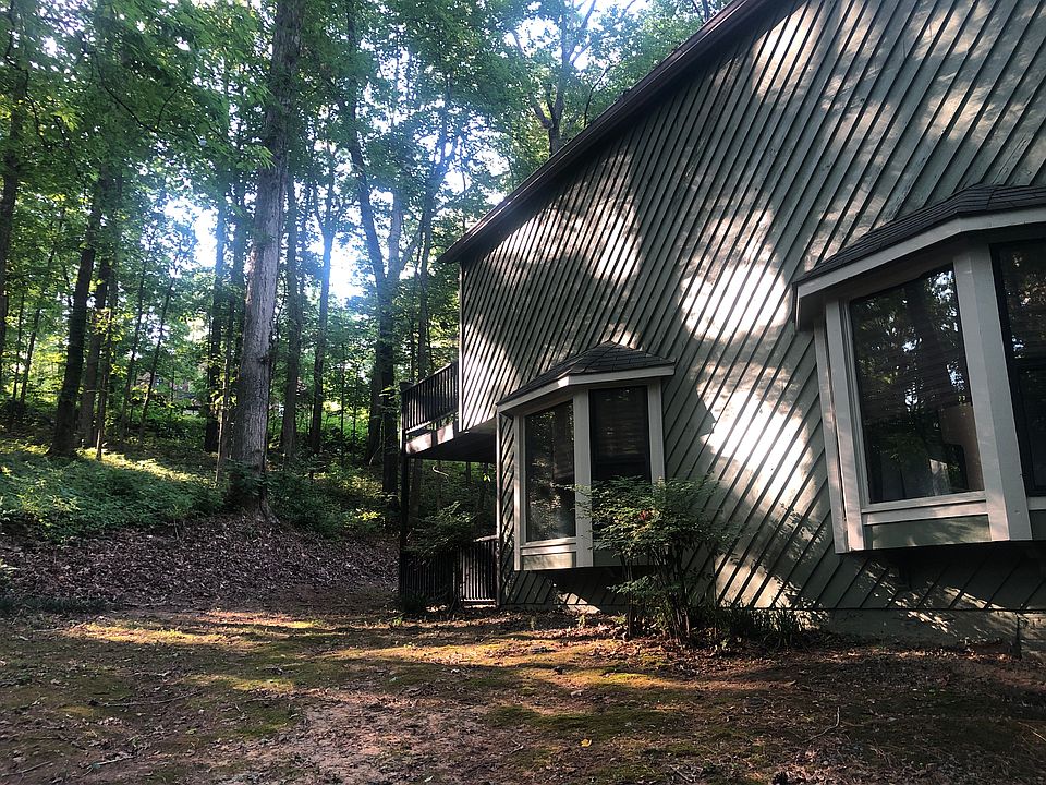 2nd image of 10530 Shallowford Rd