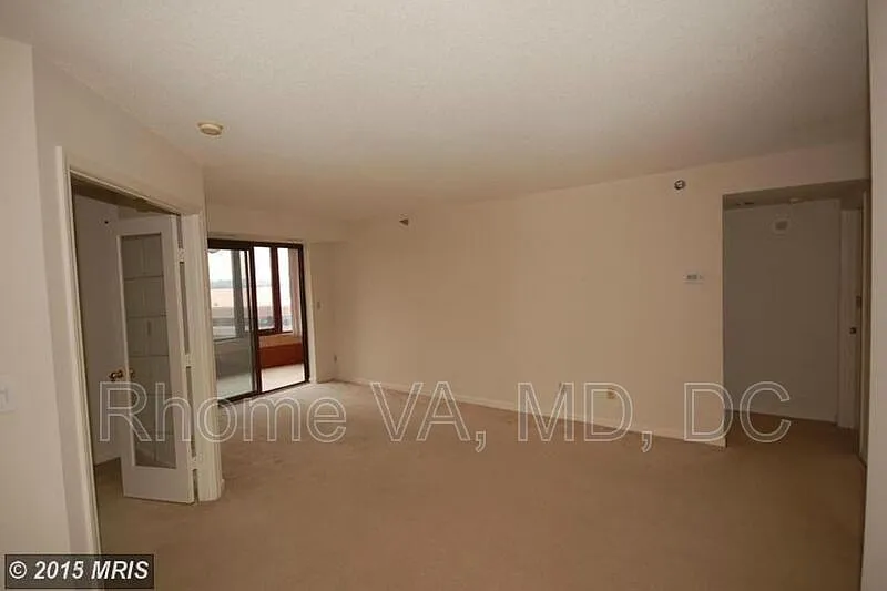 1 bed, 1.0 bath, 760 sqft, $2,400 — Photo 3