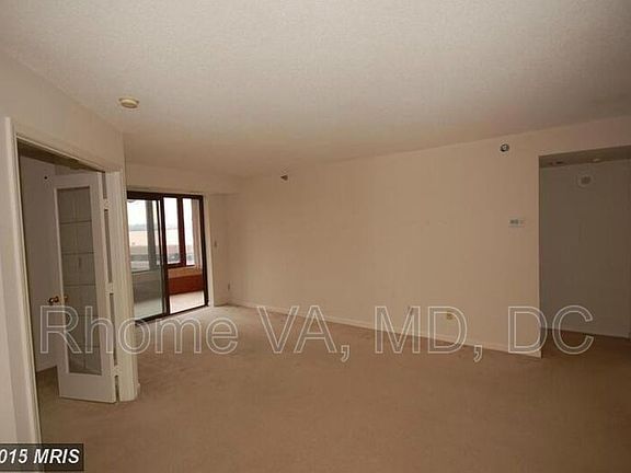 3rd image of 2400 Clarendon Blvd APT 903