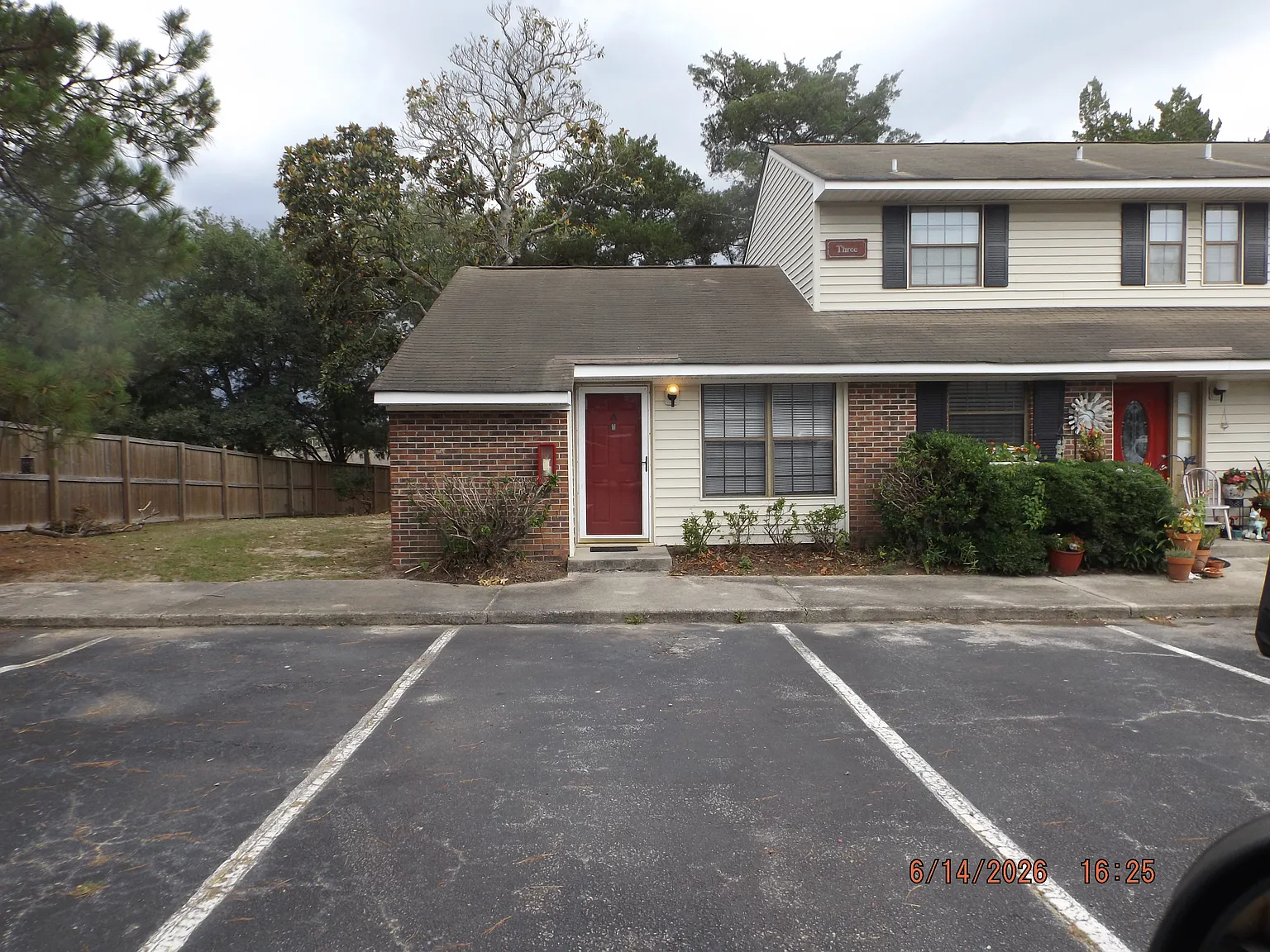 Parsonage Rd, Charleston — Photo 2