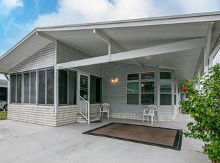 34115 Estates Ln, Wesley Chapel, FL 33543