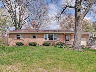 9808 E Michigan St Indianapolis In 46229 Zillow