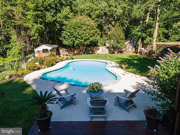 5th image of 604 Kenora Woods Ct