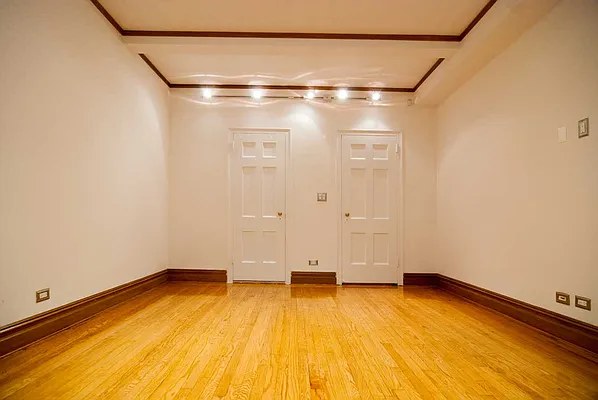 Rented by WAM Partners - William Moses Co. | media 60