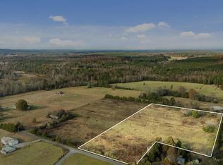 365 Davis Rd SE, Old Fort, TN 37362