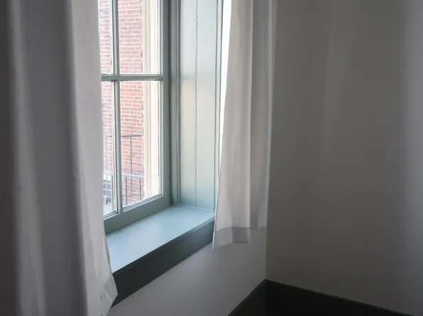 53 S Main St APT 1, Winchester, KY 40391