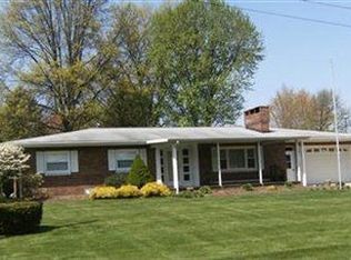 192 37th St SW, Barberton, OH 44203