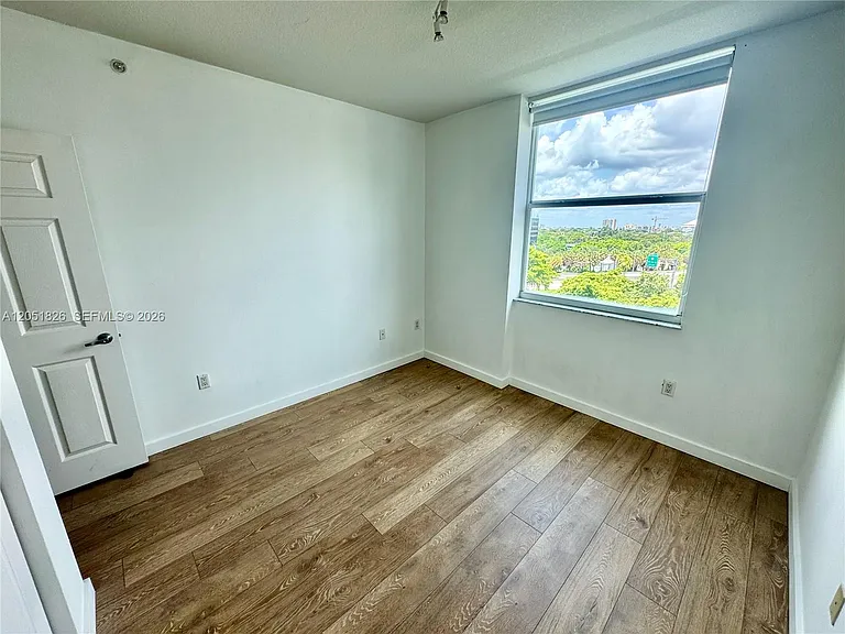 1723 SW 2nd Ave #704 — Photo 24