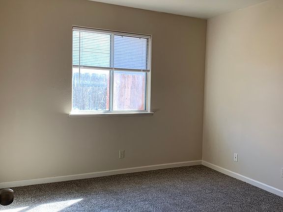 5th image of 322 N Santa Clara St