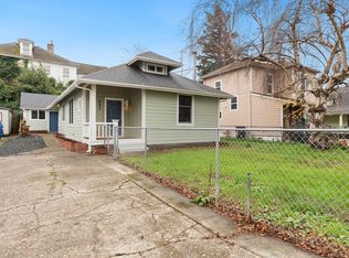 421 Golden Ave, Coos Bay, OR 97420