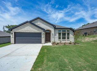 1537 Dresser St, Graham, TX 76450
