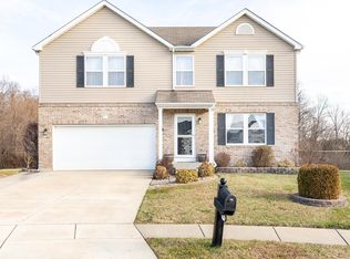 6813 Beall Ct, Godfrey, IL 62035