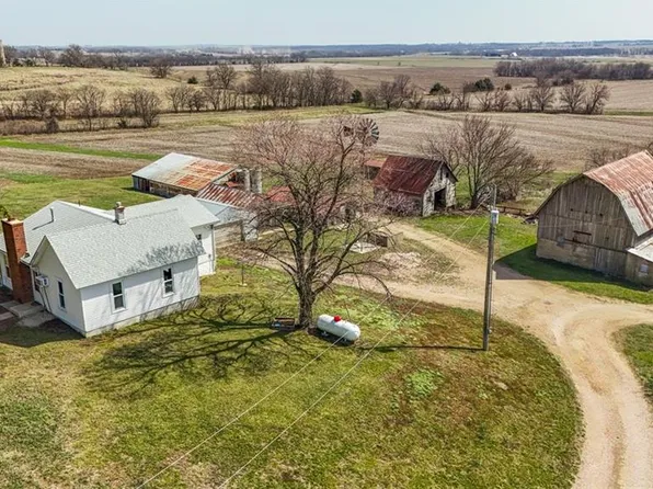 451 N 200th Rd, Overbrook, KS 66524