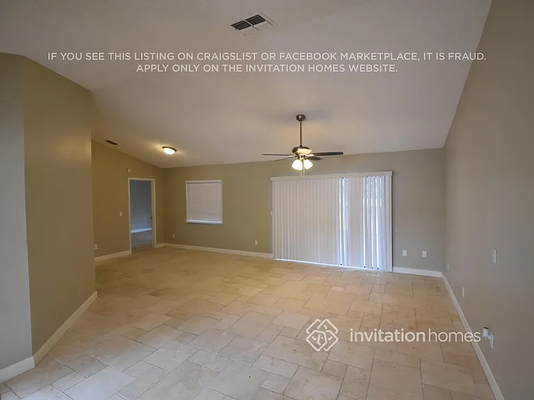 1617 Carter Oaks Dr — Photo 3