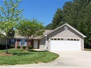 5th image of 910 Camden Ct