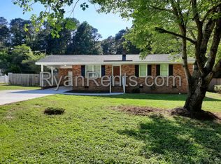 627 Worth Hinton Rd, Zebulon, NC 27597