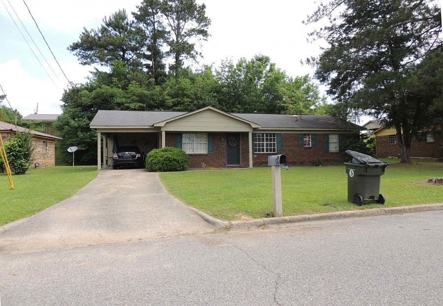 1st image of 3224 37th St