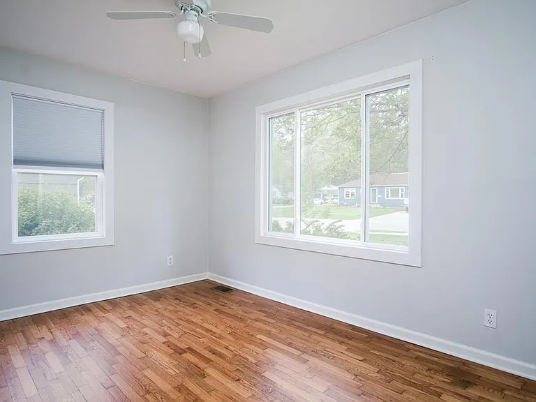 8811 Craig Dr — Photo 6