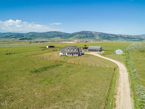 2nd image of 511 County Road 606