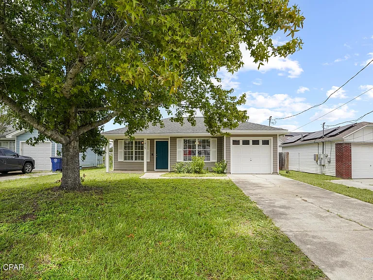 1815 Foster Ave — Photo 48