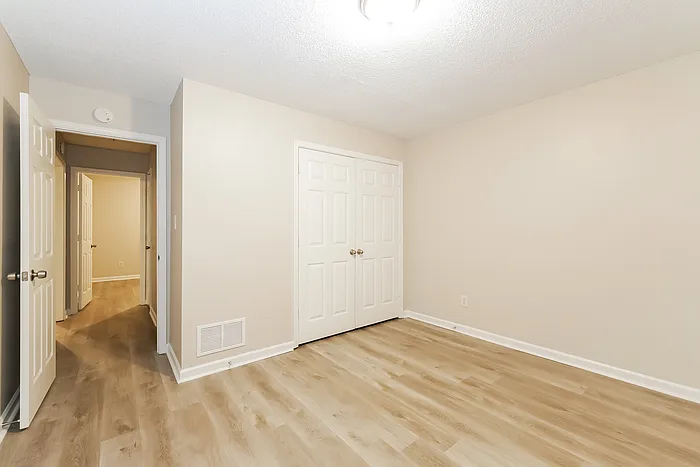 7152 Olive Ridge Dr — Photo 12