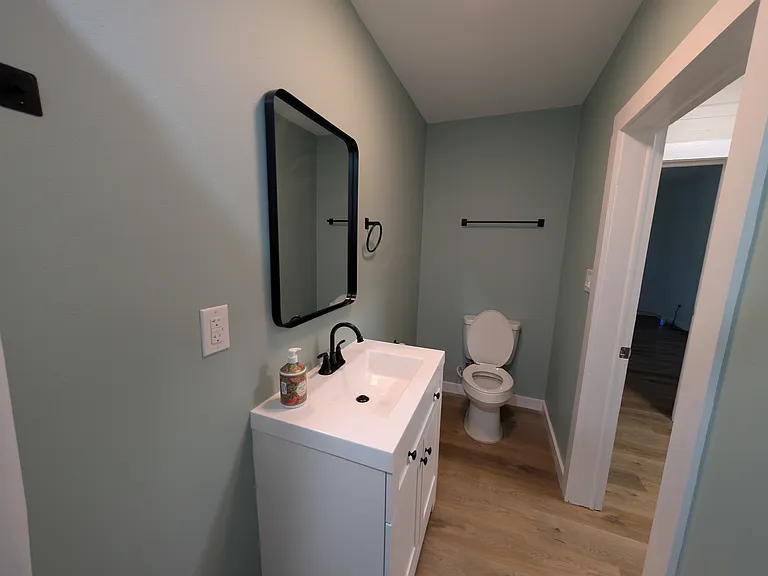 41 E Sloss Ave — Photo 20