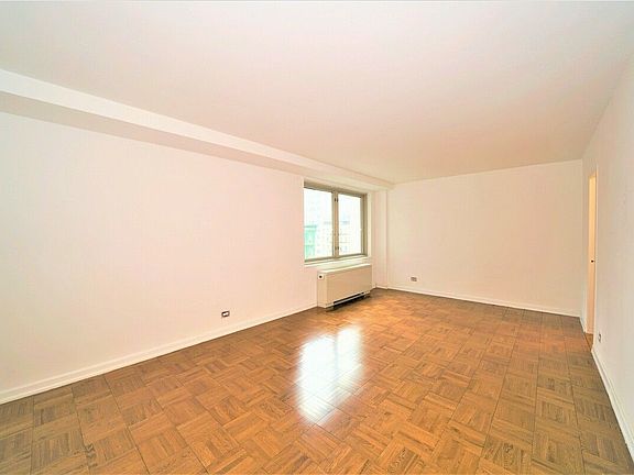 4th image of 444 E 82nd St APT 7W