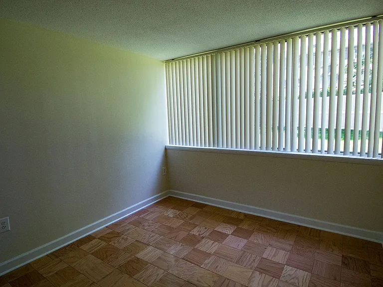 Heritage Park Apartments — Photo 70