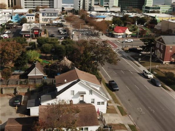 virginia-beach-virginia-442295350 picture