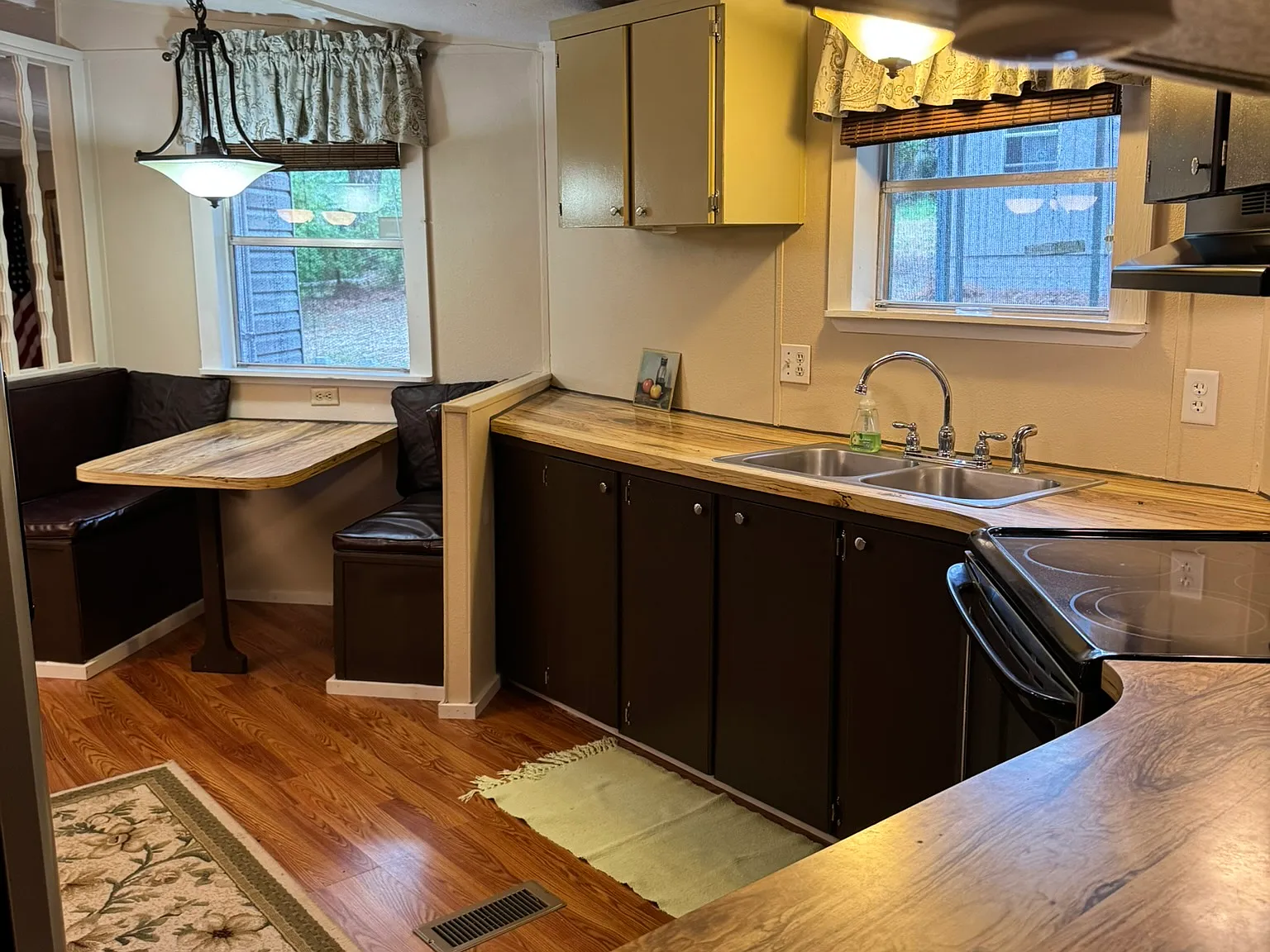 2 bed, 924 sqft, $1,500 — Photo 4