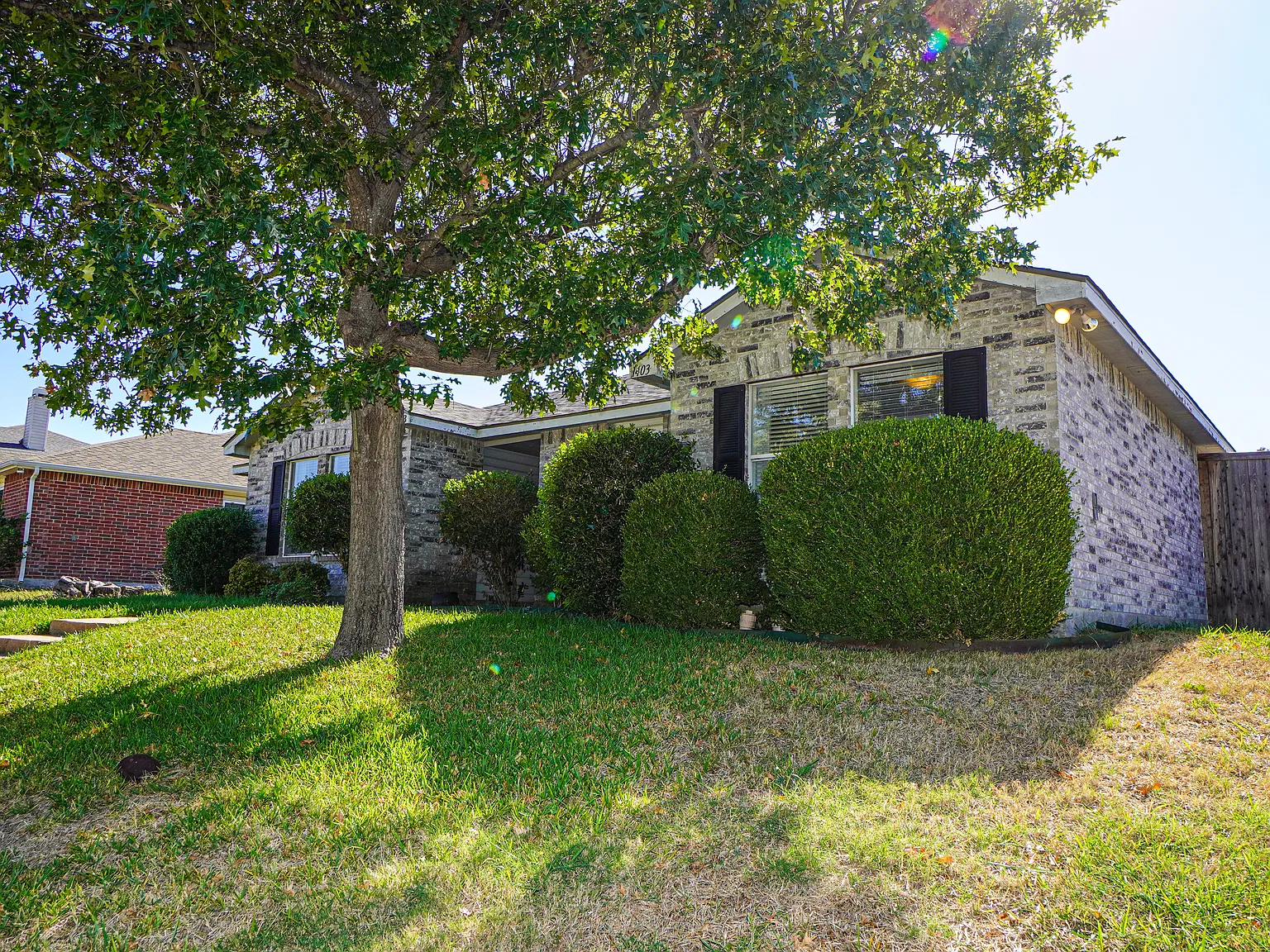 3 bed, 1564 sqft, $2,095 — Photo 2