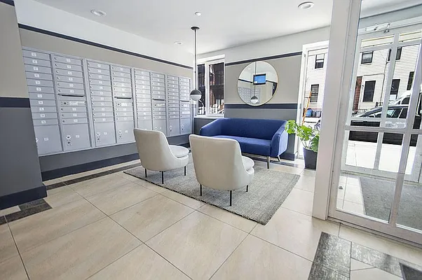 Rented by Level Group | media 5