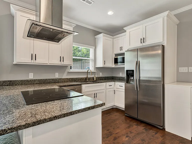 194 Neely Cir NE — Photo 8