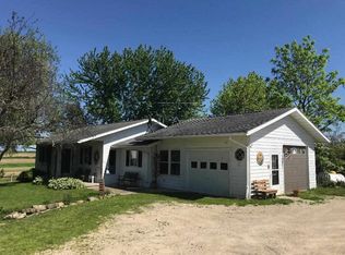 1803 Whitetail Dr, Lansing, IA 52151