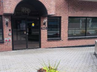 420 Lewis St #504, Ottawa, ON K2P0S9